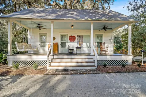 131 Pritchard Street Bluffton SC 29910