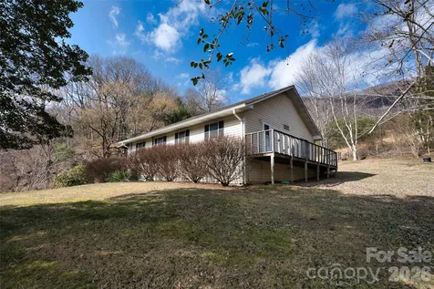 1567 Newfound Road Leicester NC 28748