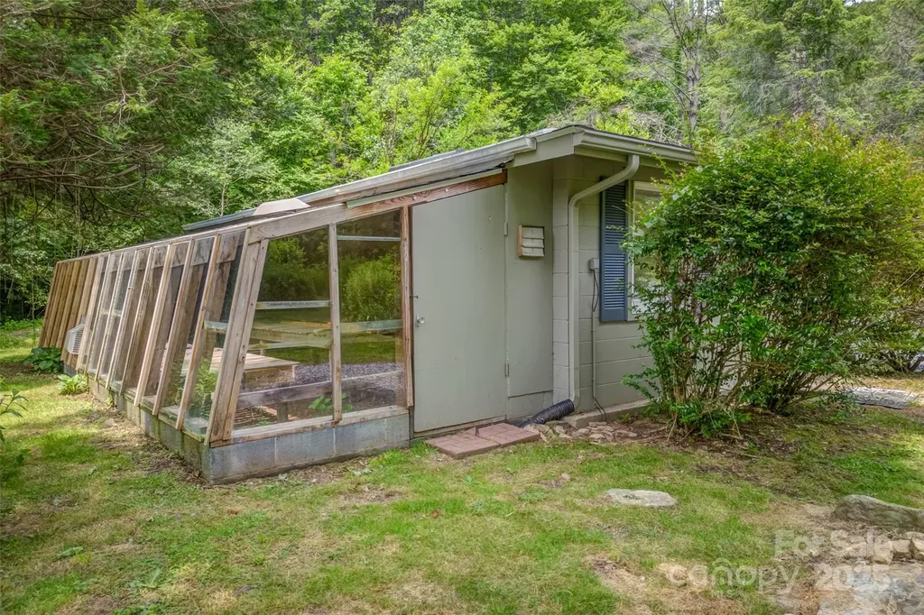 8749 Nc 63 Highway Leicester NC 28748