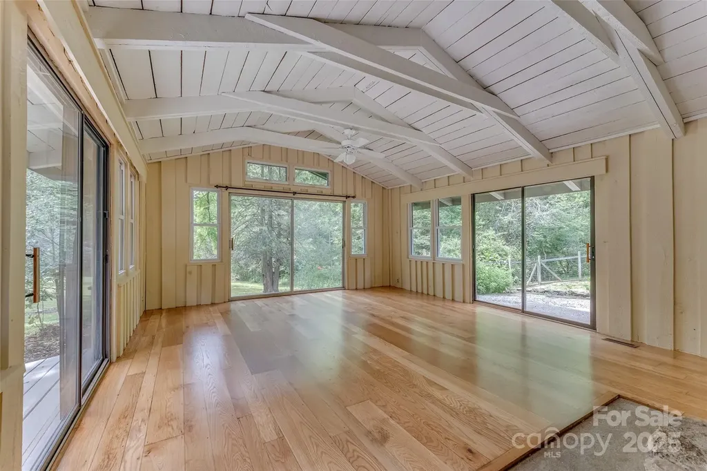8749 Nc 63 Highway Leicester NC 28748