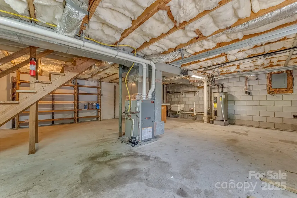 8749 Nc 63 Highway Leicester NC 28748