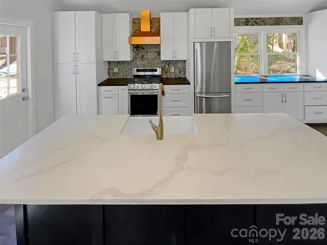 7401 Limerick Drive Charlotte NC 28270
