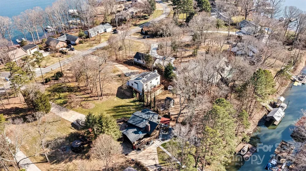 3995 Burton Lane Denver NC 28037
