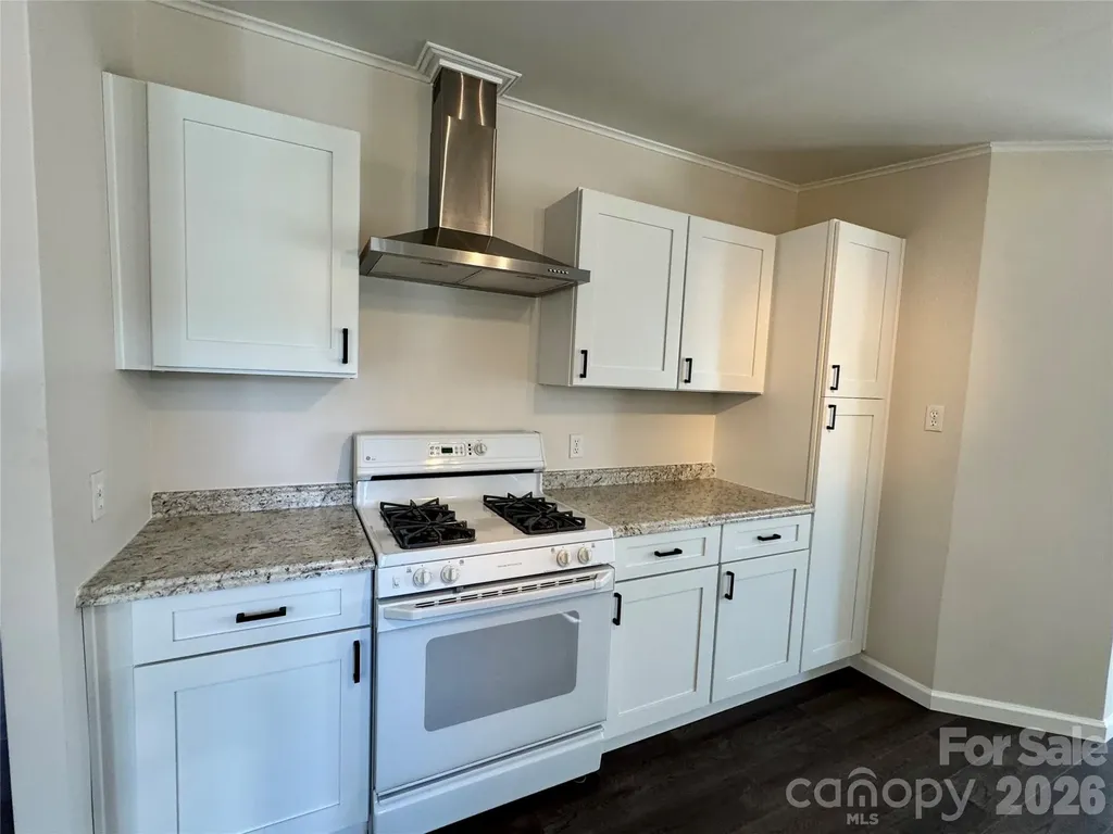 436 Riverwind Drive Hendersonville NC 28739