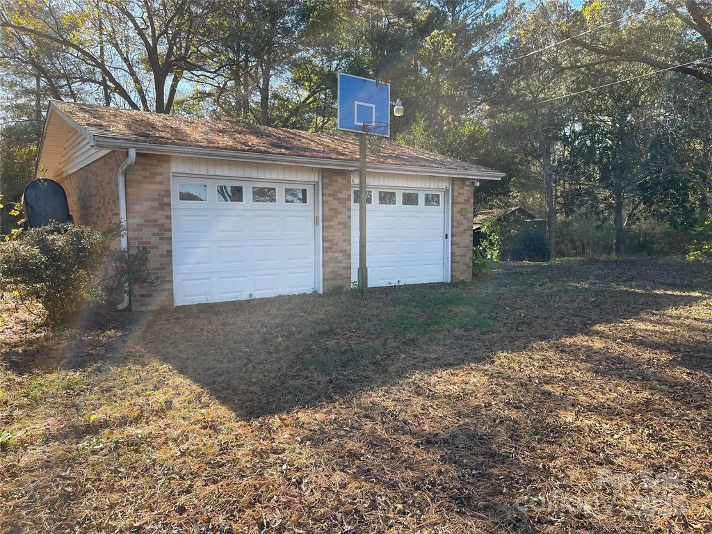 8725 Bringle Ferry Road Salisbury NC 28146