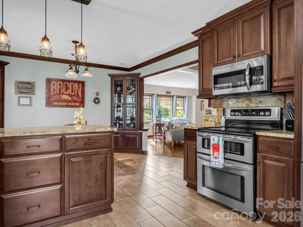 108 Three Oaks Lane Kings Mountain NC 28086