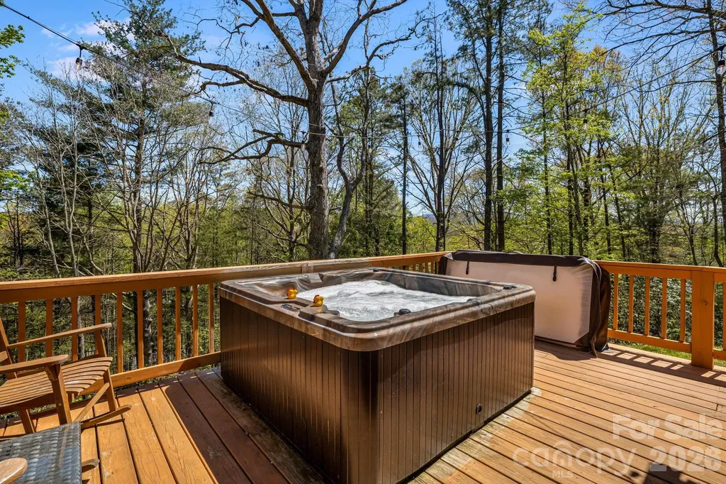 67/69 Flat Top Mountain Road Fairview NC 28730