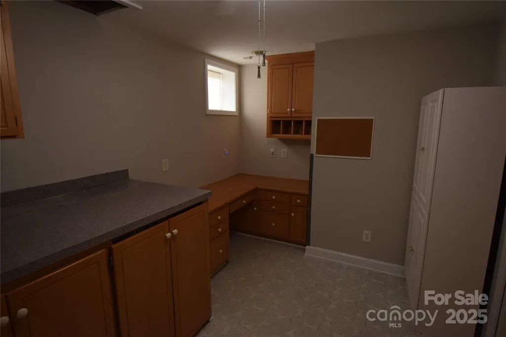809 Pine Forest Road Charlotte NC 28214