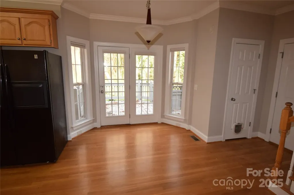809 Pine Forest Road Charlotte NC 28214