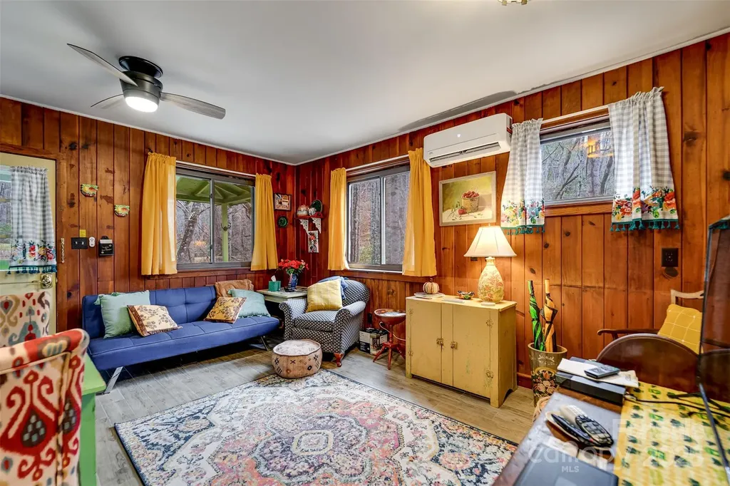180 Valley Lane Bryson City NC 28713