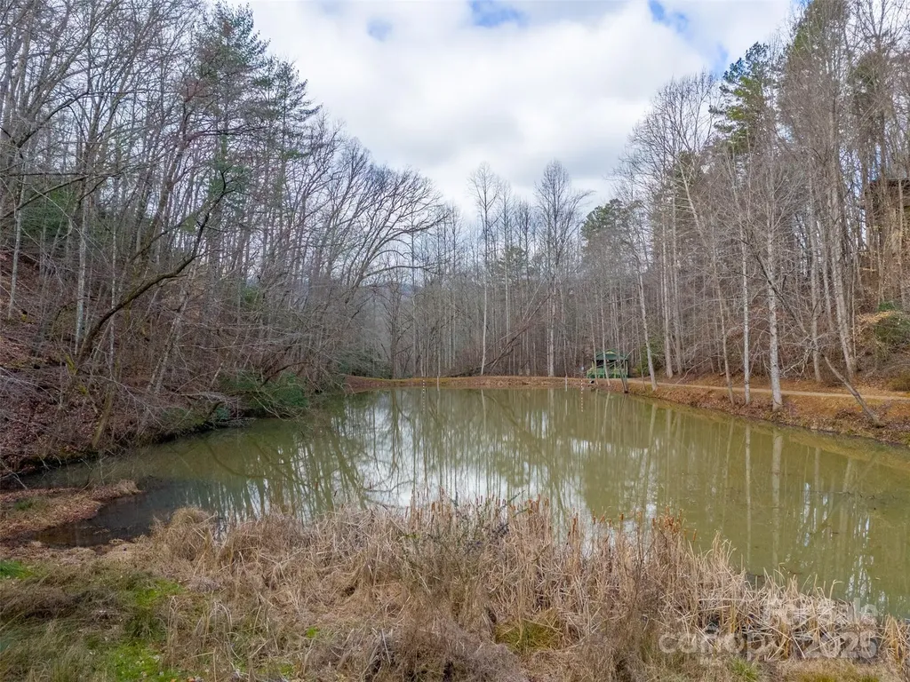 180 Valley Lane Bryson City NC 28713
