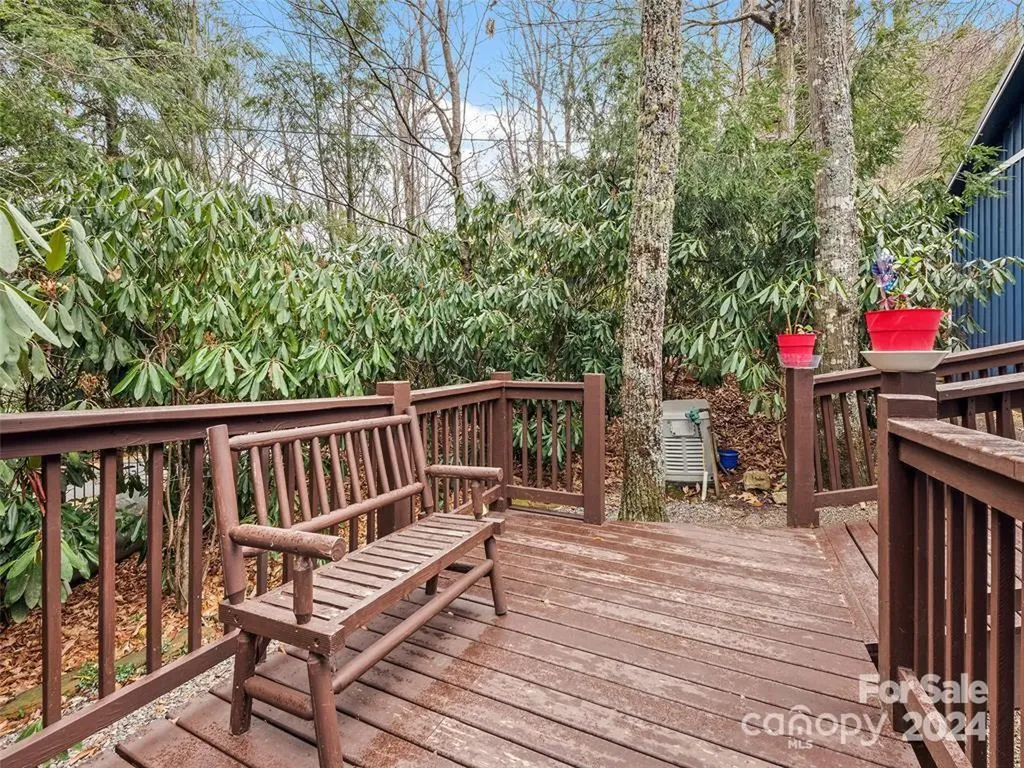 12 Belisle Lane Maggie Valley NC 28751