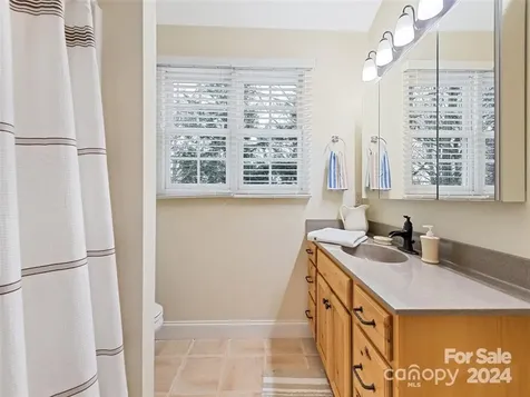 12 Belisle Lane Maggie Valley NC 28751