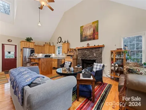 12 Belisle Lane Maggie Valley NC 28751