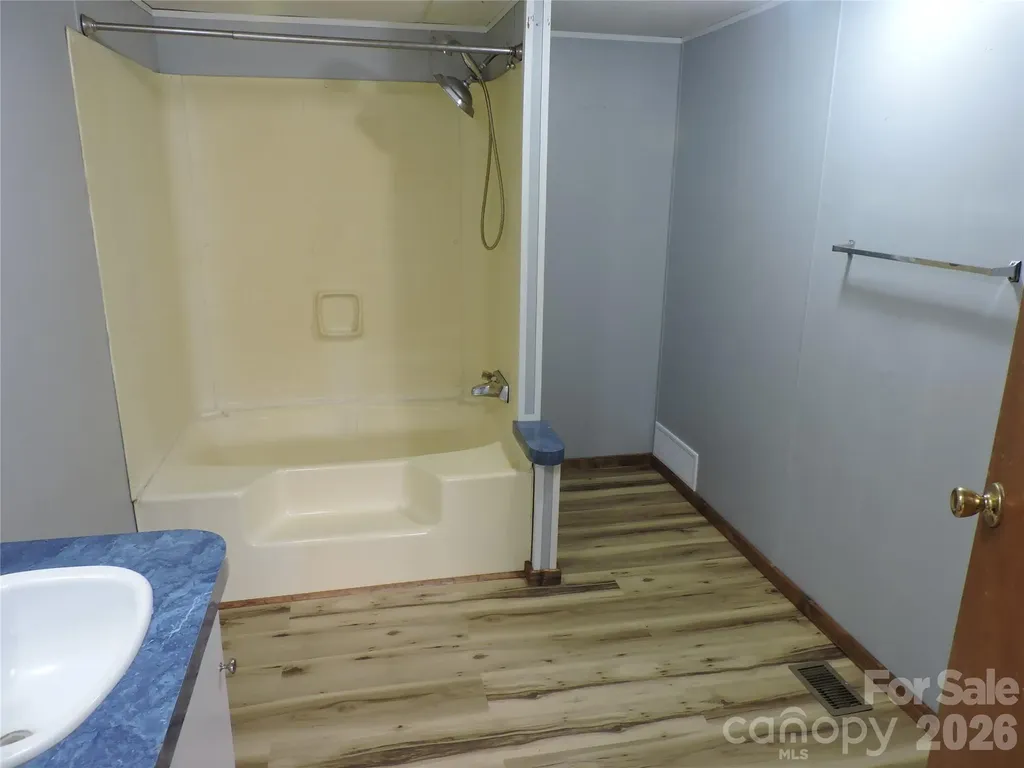 2271 Gouges Creek Road Spruce Pine NC 28777