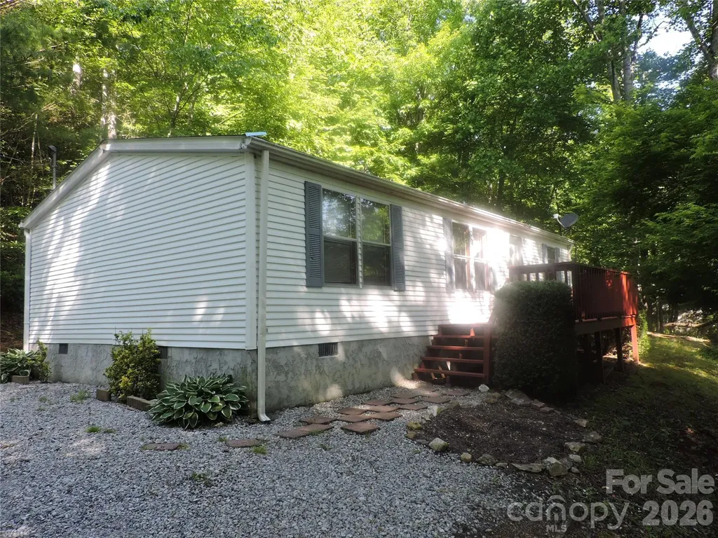 2271 Gouges Creek Road Spruce Pine NC 28777