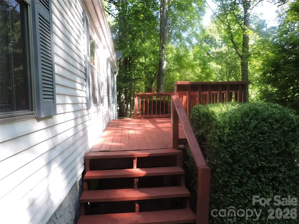 2271 Gouges Creek Road Spruce Pine NC 28777
