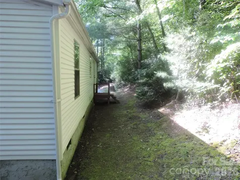 2271 Gouges Creek Road Spruce Pine NC 28777