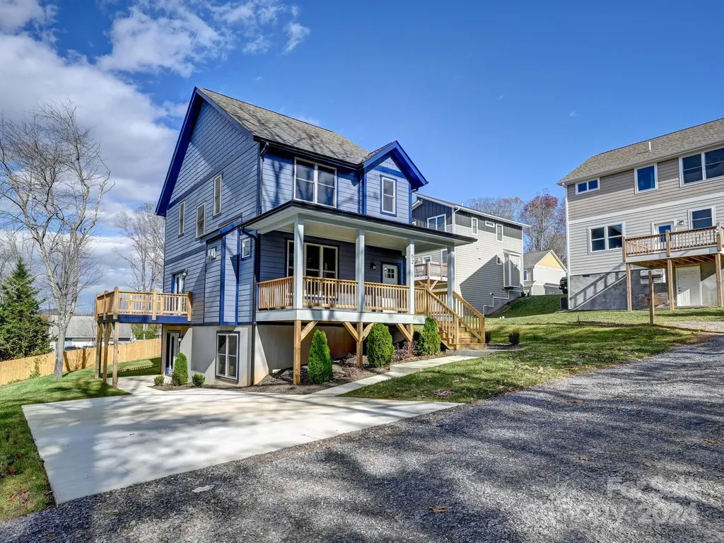 52 Fox Drive Asheville NC 28803