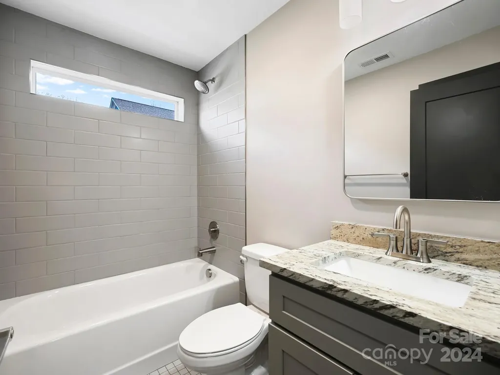 52 Fox Drive Asheville NC 28803