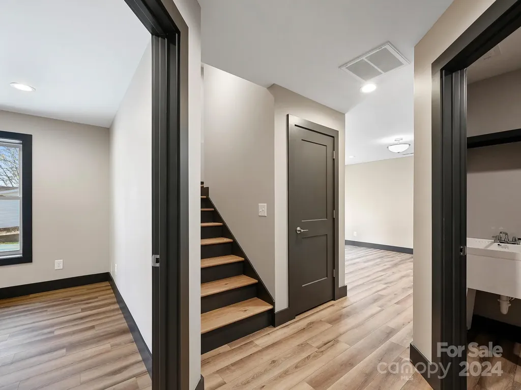 52 Fox Drive Asheville NC 28803