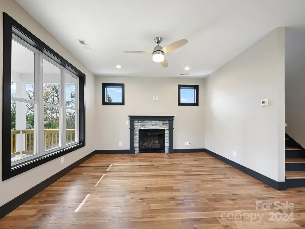 52 Fox Drive Asheville NC 28803