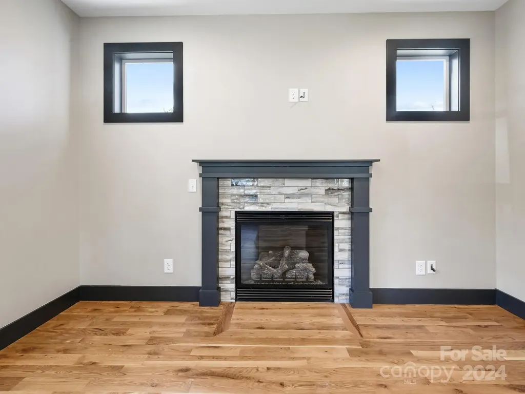52 Fox Drive Asheville NC 28803