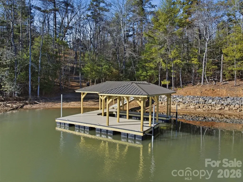2349 Cornwallis Trail Nebo NC 28761