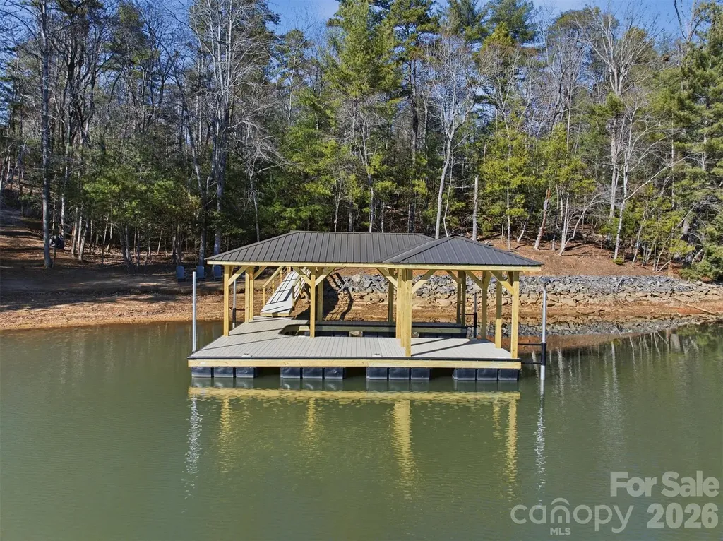 2349 Cornwallis Trail Nebo NC 28761