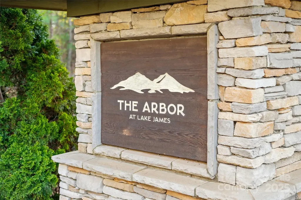 342 Waters Edge Drive Nebo NC 28761