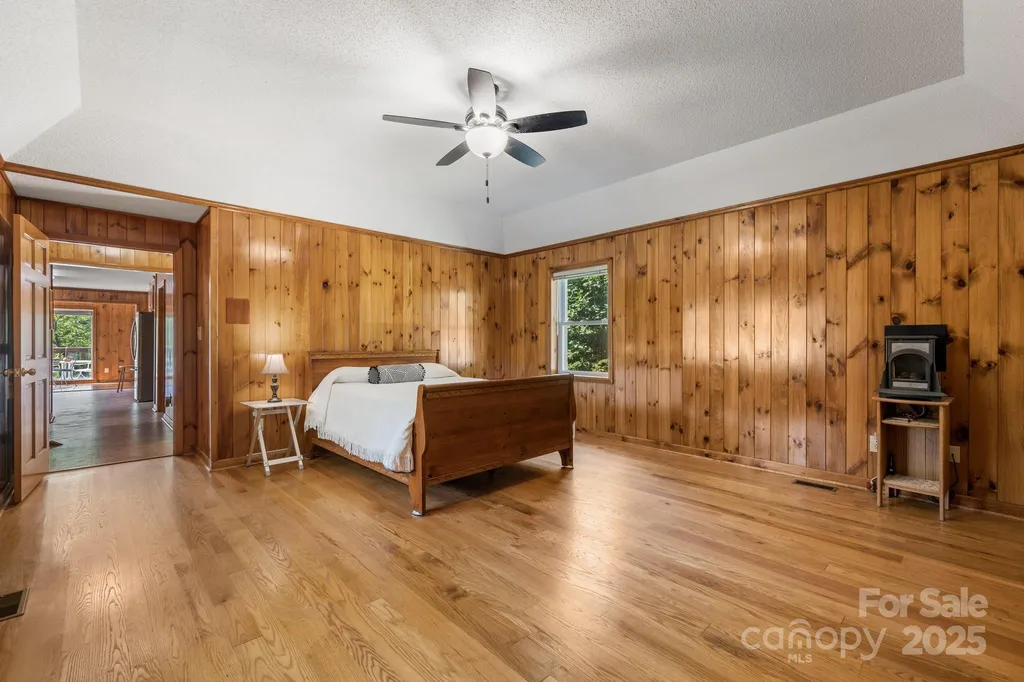 505 Old Home Place Drive Marshall NC 28753