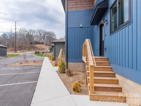 41 Leap Frog Park Waynesville NC 28786