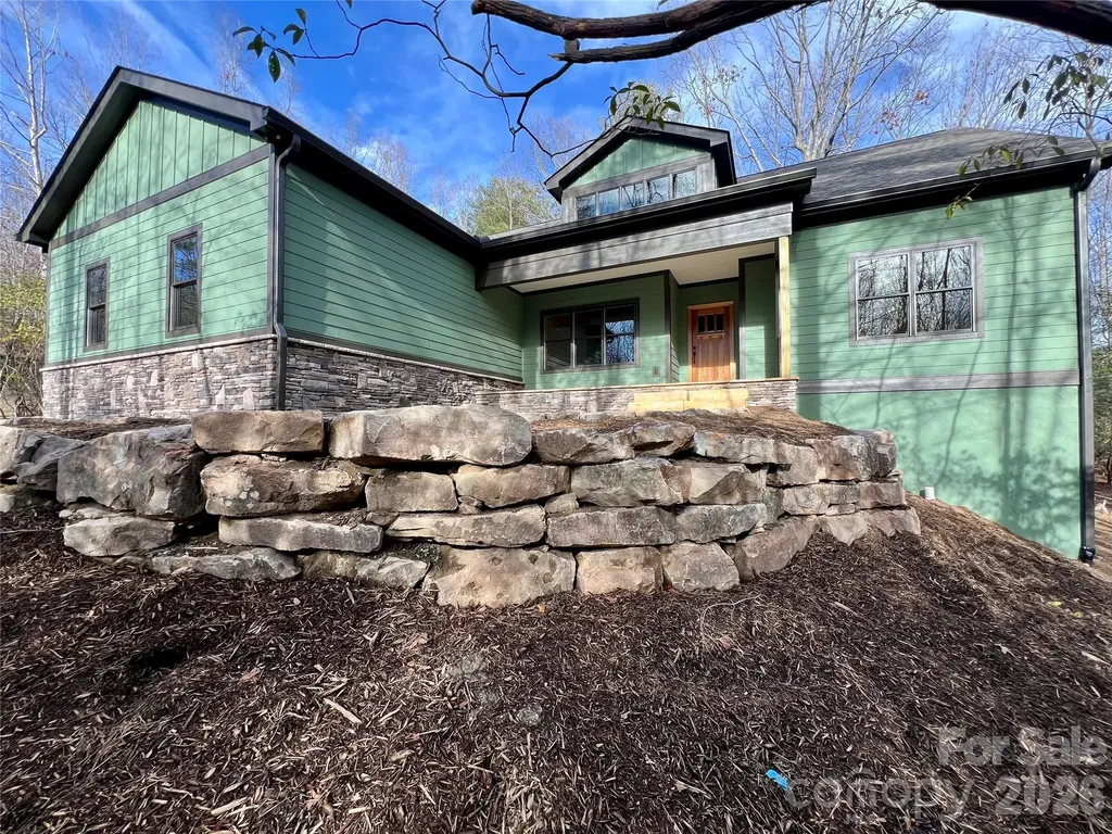 397 Soquili Drive Brevard NC 28712