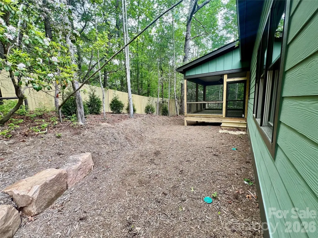 397 Soquili Drive Brevard NC 28712