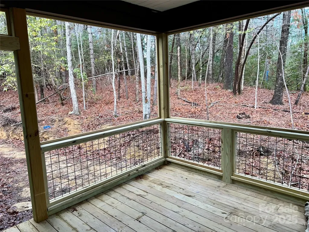 397 Soquili Drive Brevard NC 28712