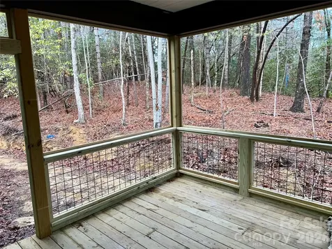 397 Soquili Drive Brevard NC 28712
