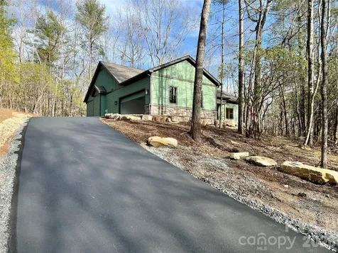 397 Soquili Drive Brevard NC 28712