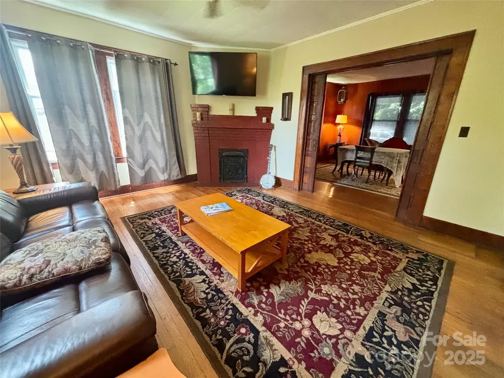 176 S French Broad Avenue Asheville NC 28801