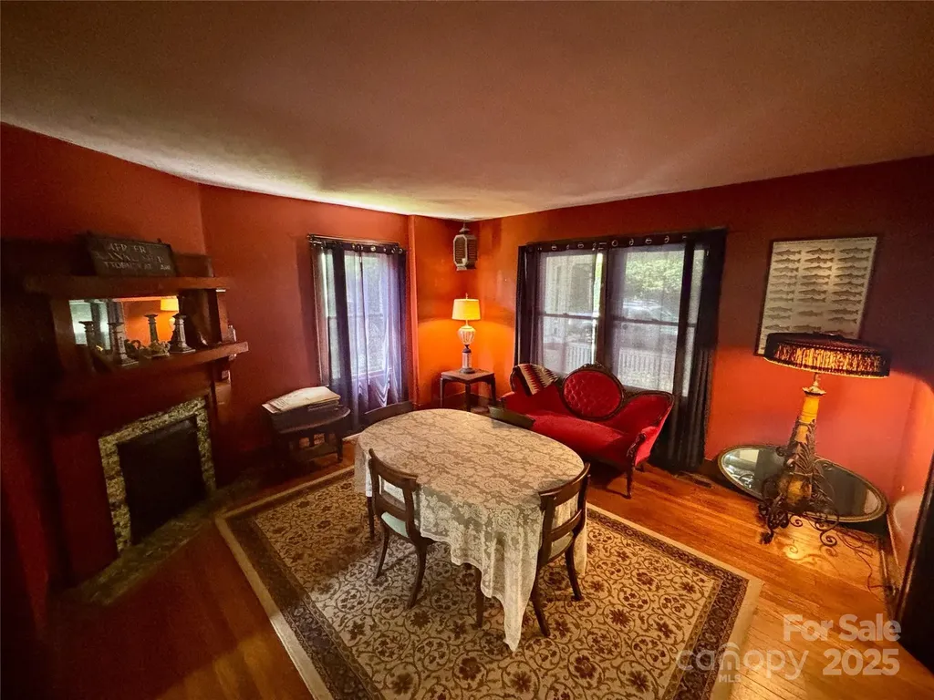 176 S French Broad Avenue Asheville NC 28801