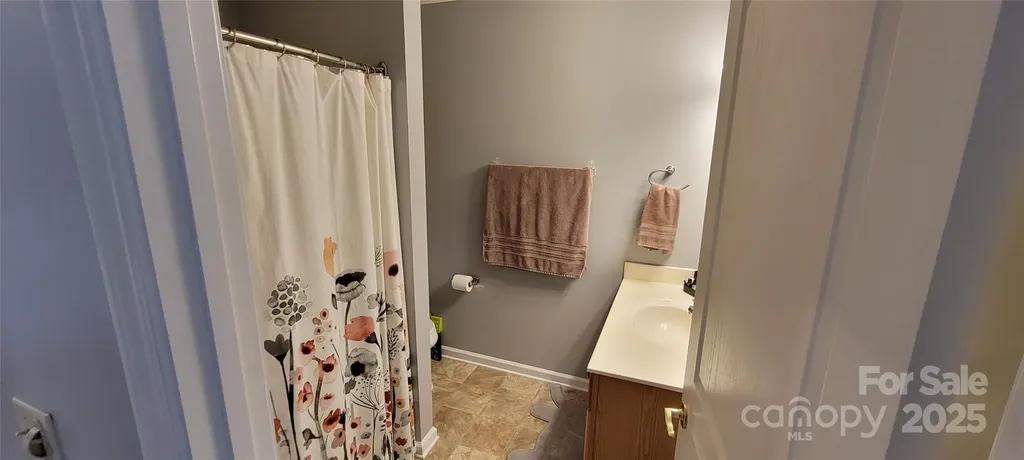 2306 Deermouse Way Hendersonville NC 28792