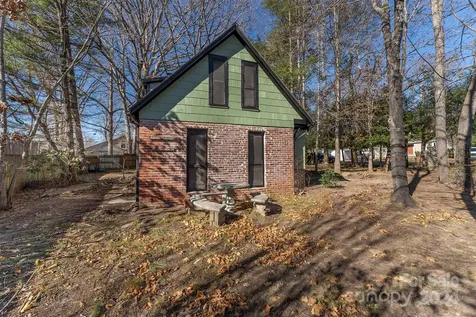 103 & 105 Pine Street Black Mountain NC 28711