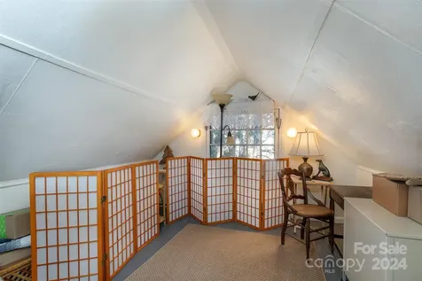 103 & 105 Pine Street Black Mountain NC 28711