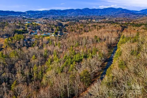 99999 Willow Creek Drive Asheville NC 28803
