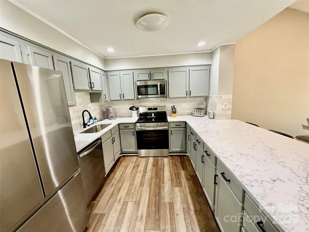 155 Quail Cove Boulevard Lake Lure NC 28746