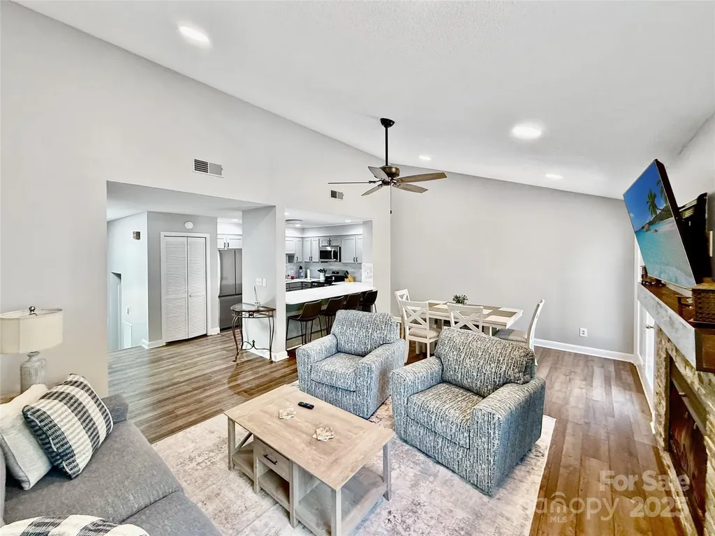 155 Quail Cove Boulevard Lake Lure NC 28746