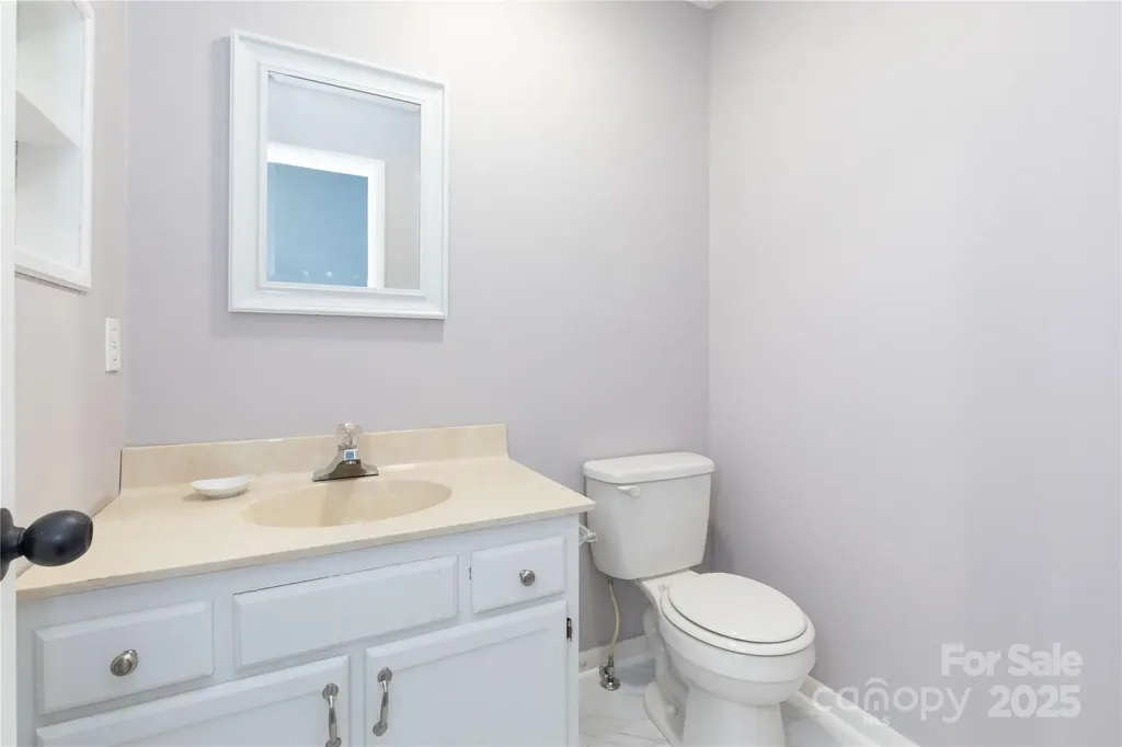 22 Hollybrook Drive Asheville NC 28803