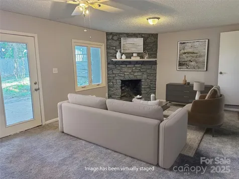22 Hollybrook Drive Asheville NC 28803