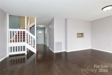 22 Hollybrook Drive Asheville NC 28803
