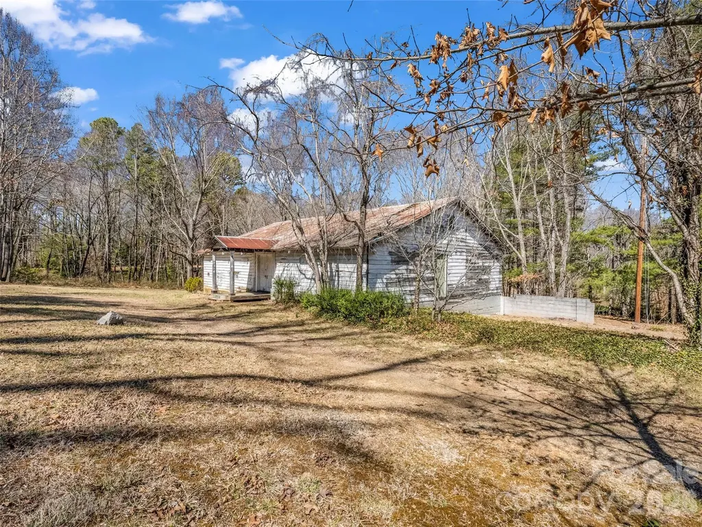 156 Warren Wilson Road Swannanoa NC 28778