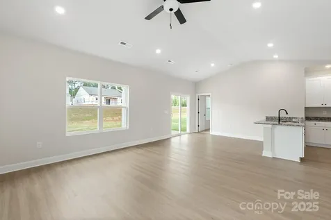 125 Jacobs Hill Place Troutman NC 28166